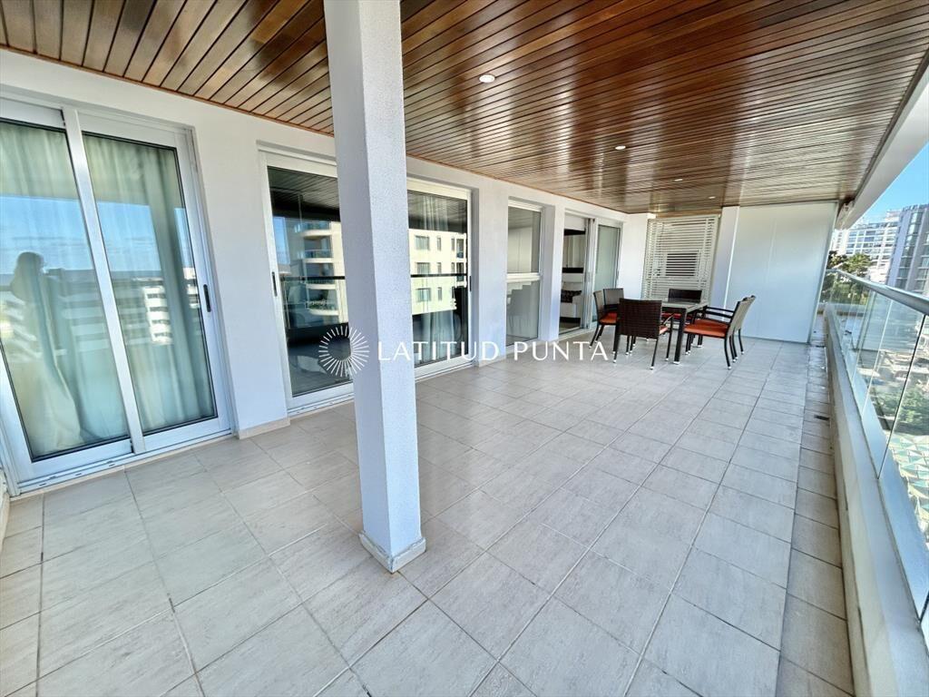 Apartamento de 2 dormitorios en Brava