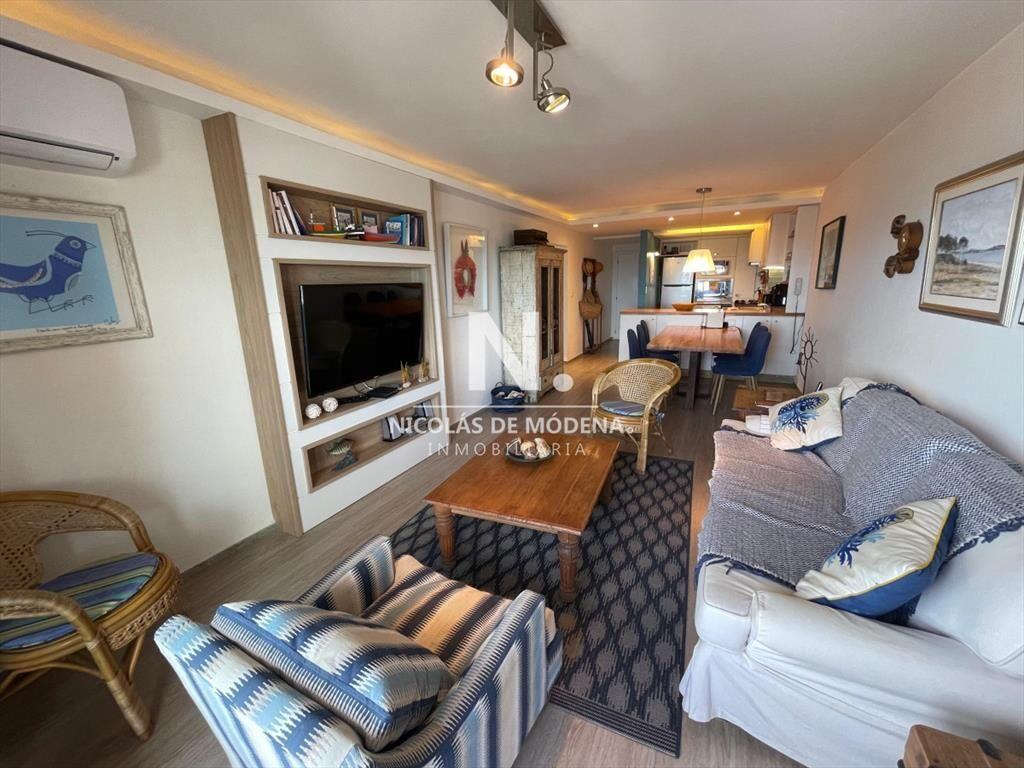Apartamento en Peninsula, 2 dormitorios