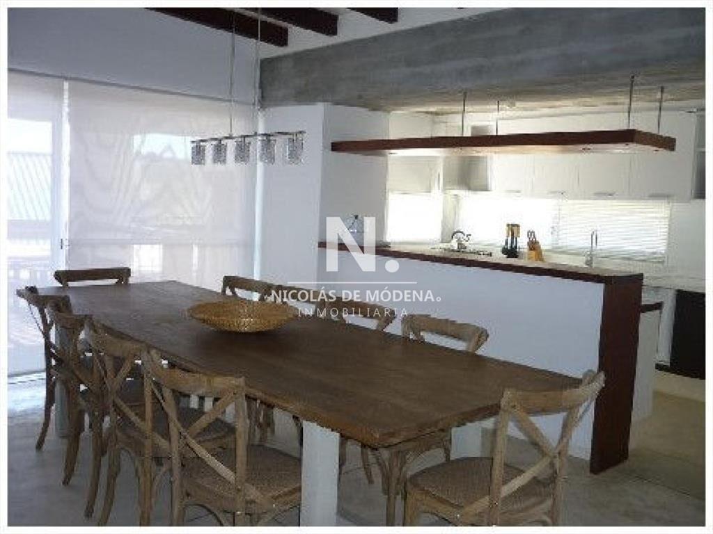 Impecable casa de 6 dormitorios en venta y alquiler en el C