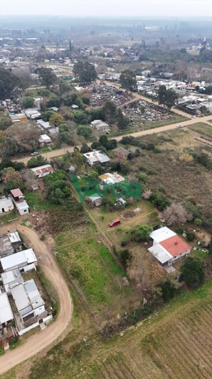 Venta terreno grande con mejoras barros blancos 5 casas