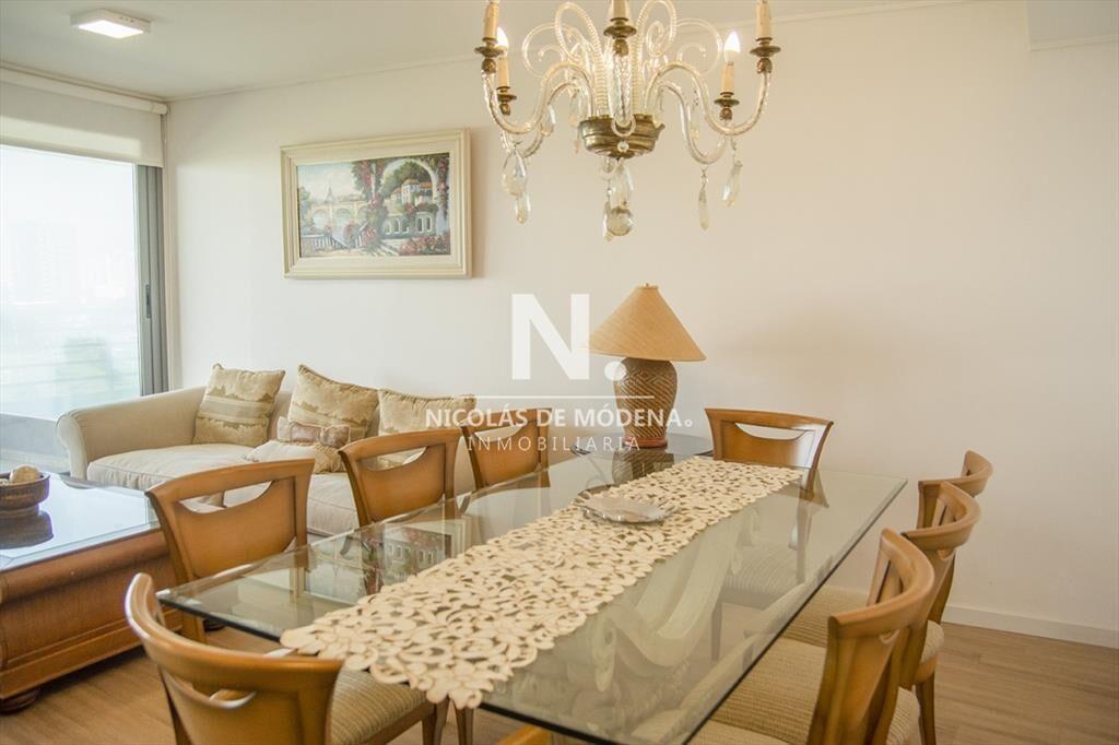 Alexander Boulevard.Departamento de 2 en venta y