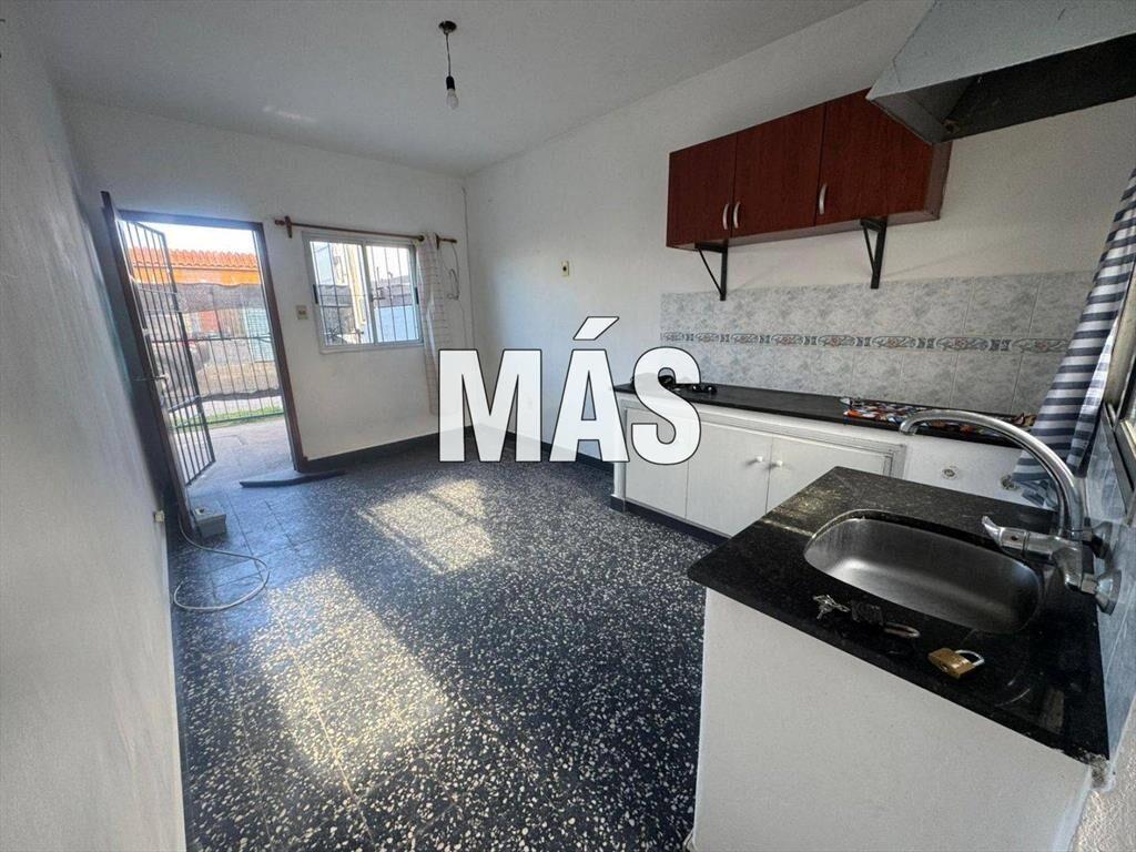 Casa Cochera Alquiler Peñarol Montevideo iMas.uy LM...
