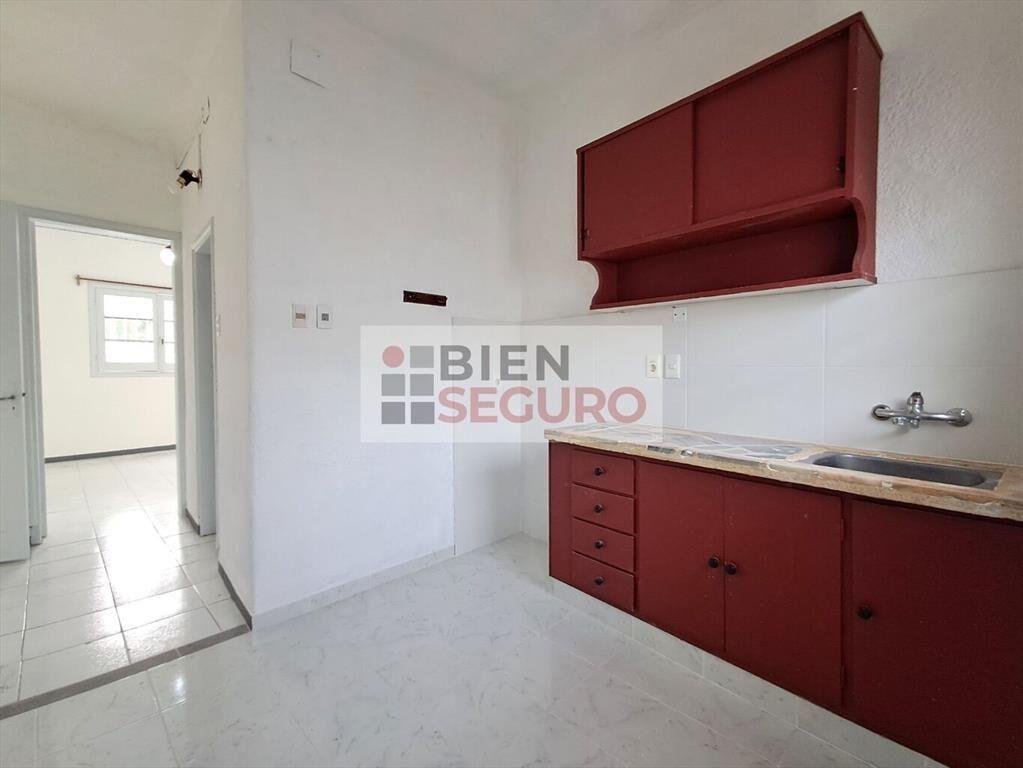 Cómoda casa padrón único con estufa a leña en alquiler en P
