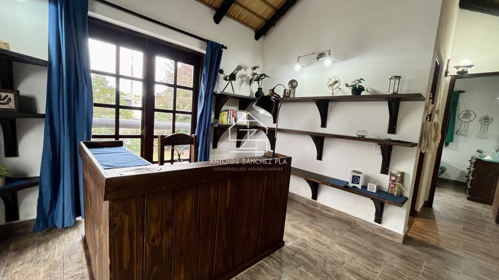 Casa Venta 5 dormitorios Pinares