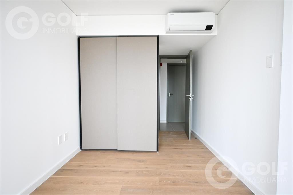 Venta de apartamento de 3 dormitorios en COSMOS - Puerto de
