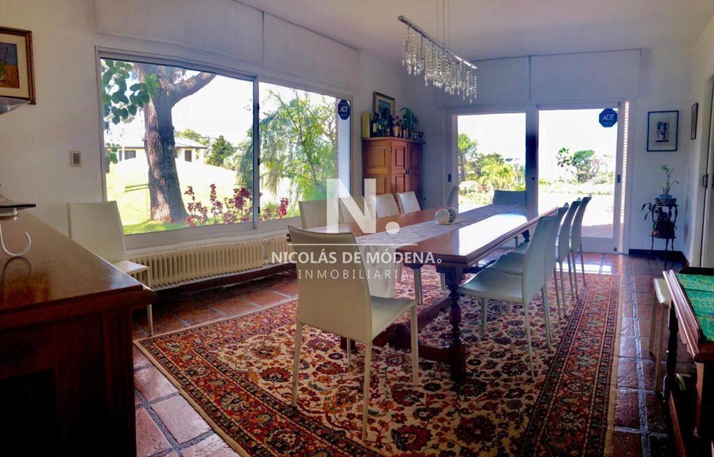 Casa en Pinares a 1 cuadra de la PLAYA!