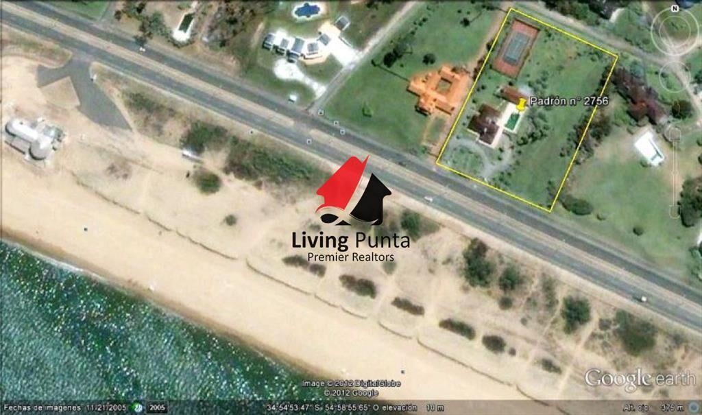 Casa en venta Playa Mansa 4 dormitorios ideal para proyecto