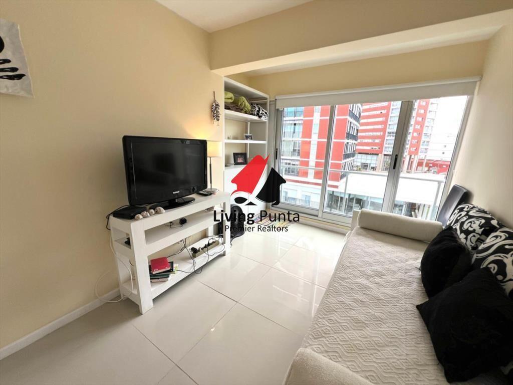 Apartamento en venta frente al mar. En