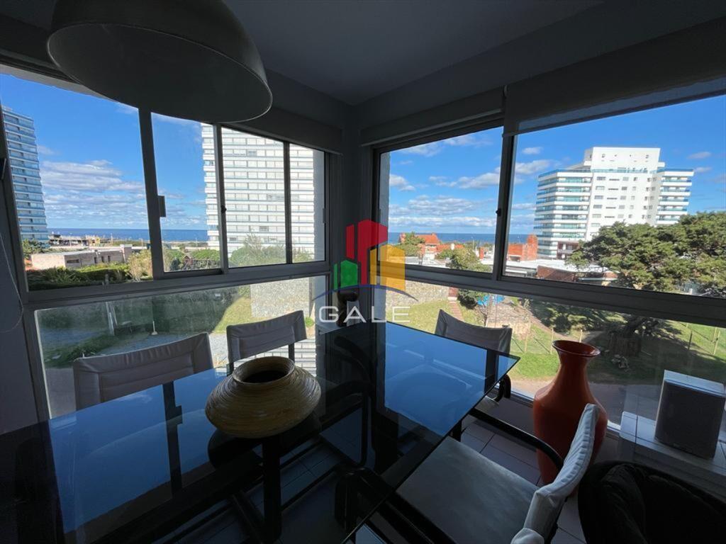 Apartamento en venta de 2 dormitorios, terraza al