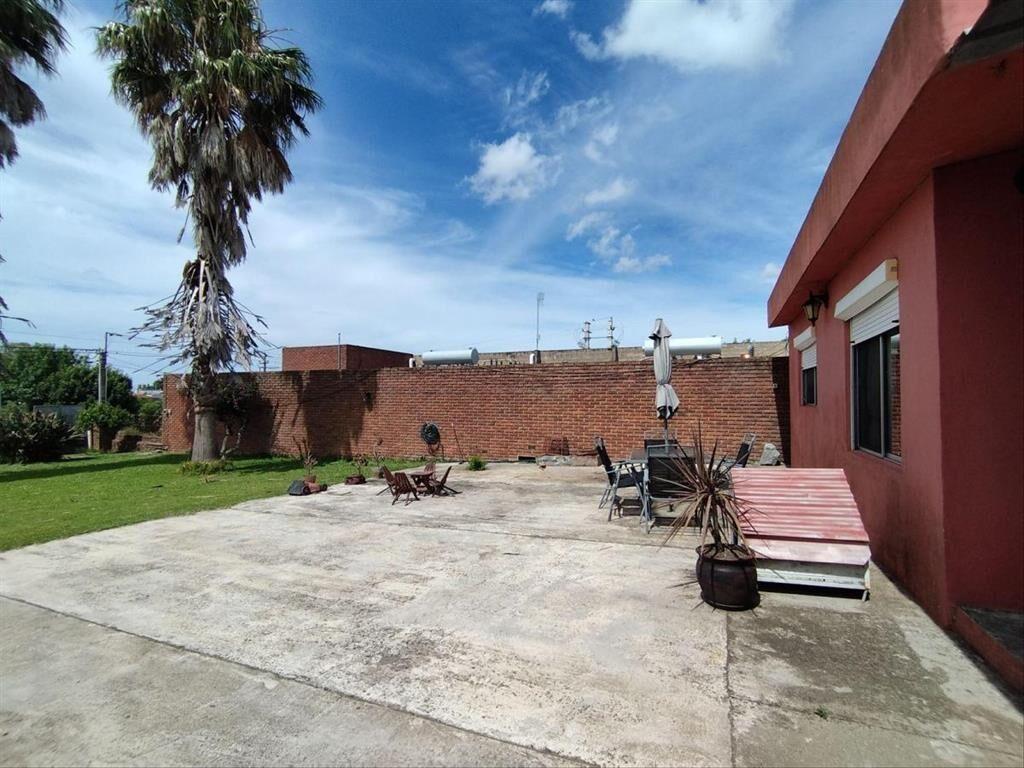CASA EN VENTA EN COLONIA DEL SACRAMENTO