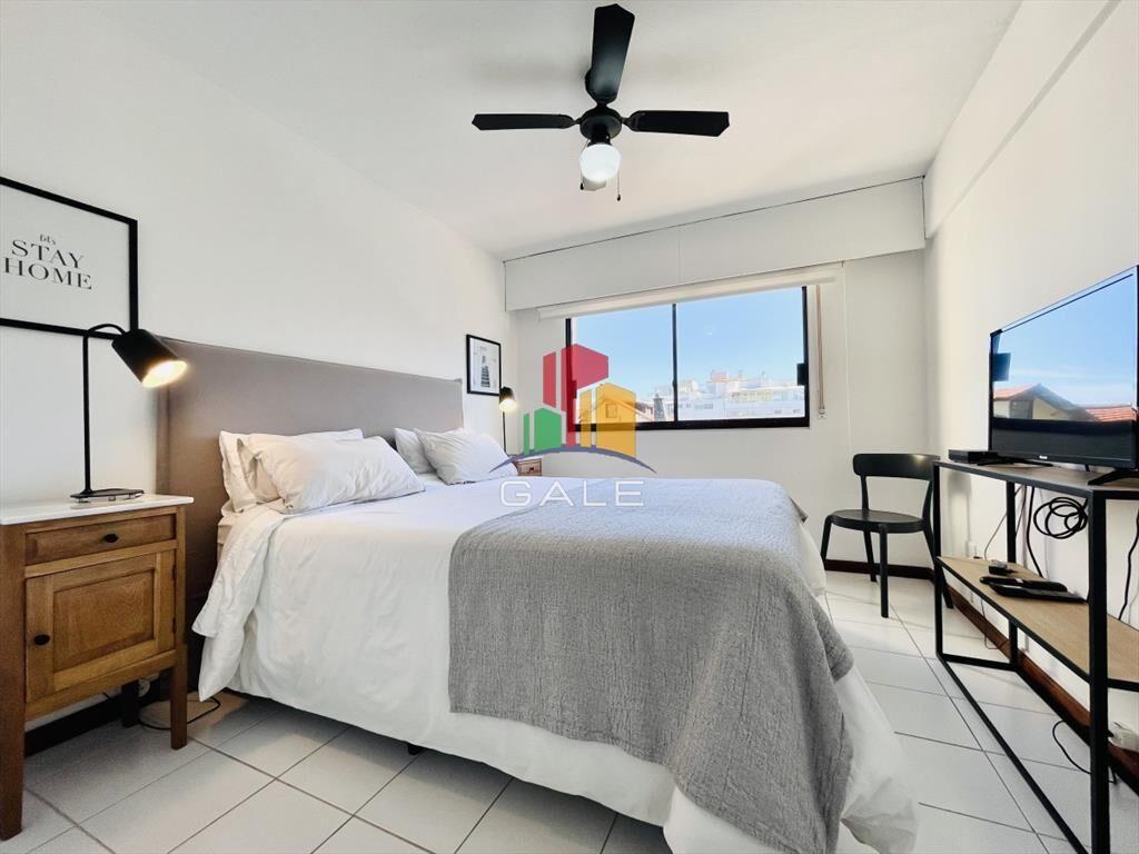 Apartamento de 2 Dormitorios en playa El Emir, -
