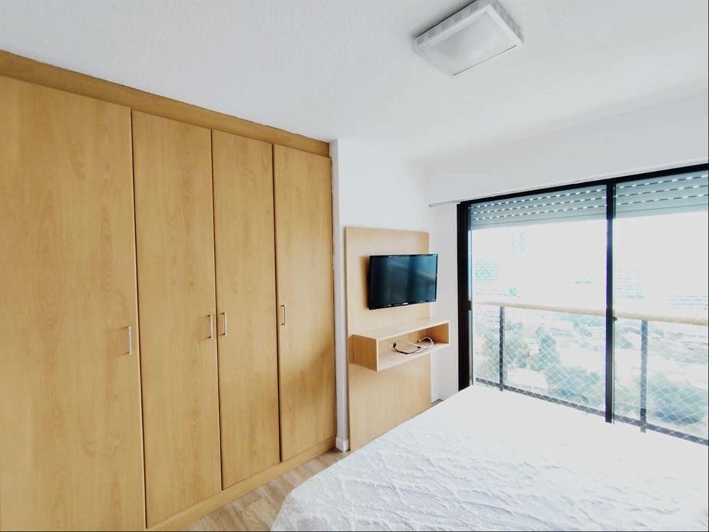 Alquiler Apartamento Amoblado 3 Dormitorios con Garaje - Pu