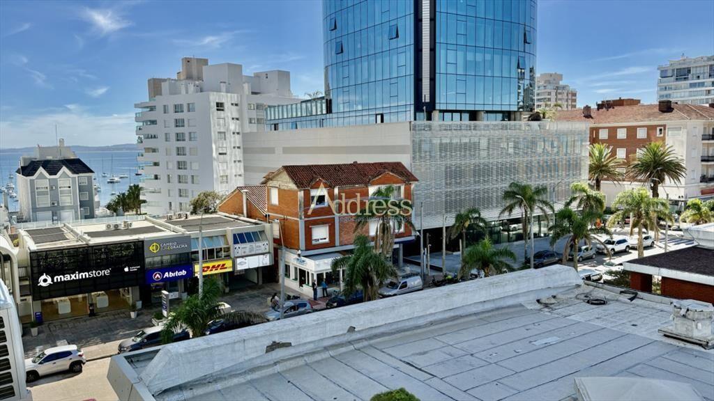 Apartamento en Peninsula, 2 dormitorios *