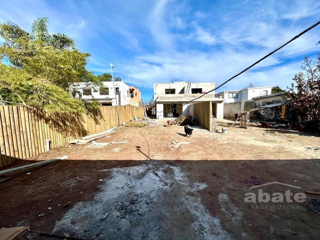 Venta casa de 4 dormitorios a estrenar cerca de la playa -