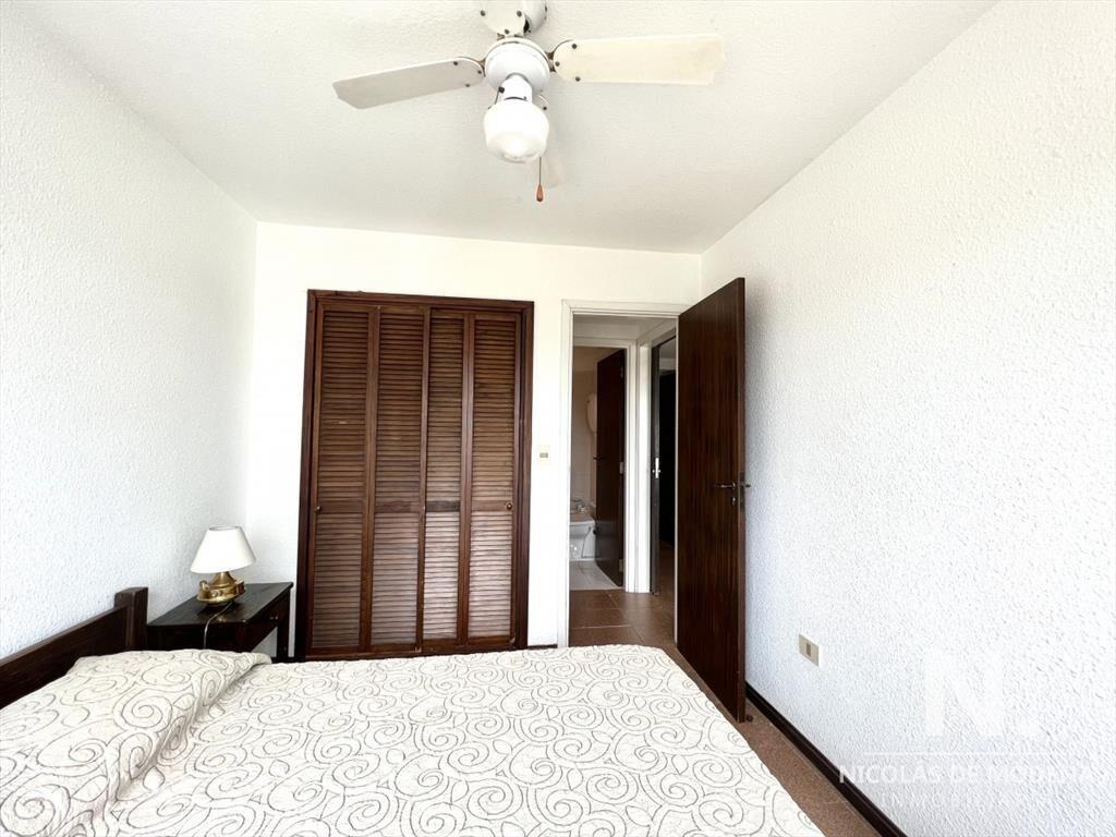 Apartamento de 2 dormitorios en venta Punta del Este. Club