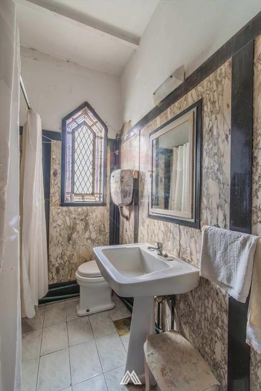 VENTA DE TRIPLEX EN PUNTA CARRETAS CON GARAJE