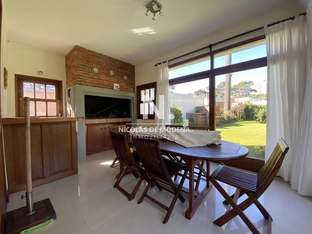 Punta del Este, gran residencia en mansa, 6 y