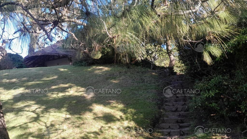 Directamente sobre la Laguna del sauce