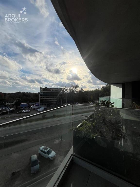 Apartamento de tres dormitorios en alquiler en Parque Roose