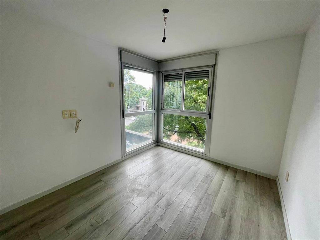 Venta Apartamento Dos Dormitorios en el Golf con Garaje