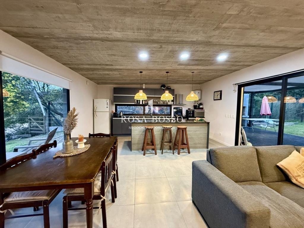 Venta Casa 3 dormitorios Punta Colorada Piriapolis