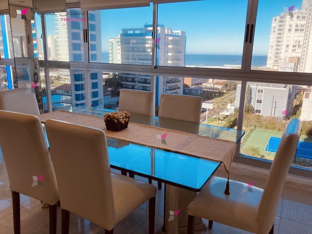 Alquilo apartamento con vista al mar de 2 dormitorios y med