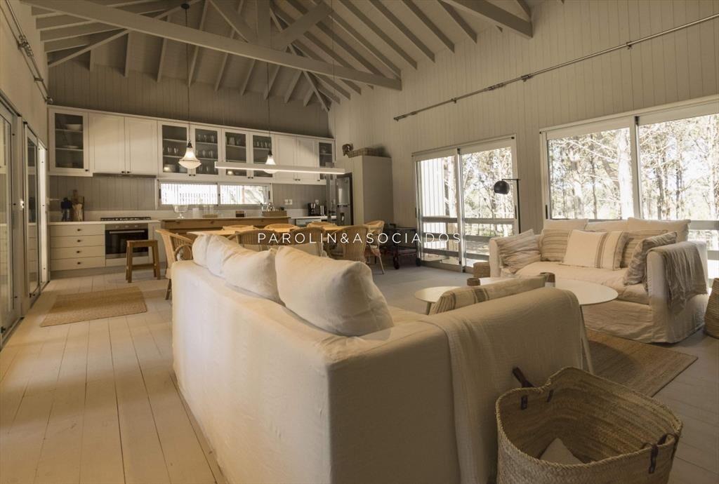 Casa en venta de 4 dormitorio en Pinar del Faro,