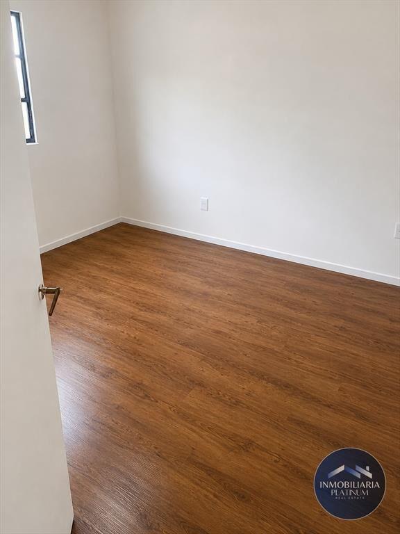 Casa de 2 dormitorios en venta en Maroñas
