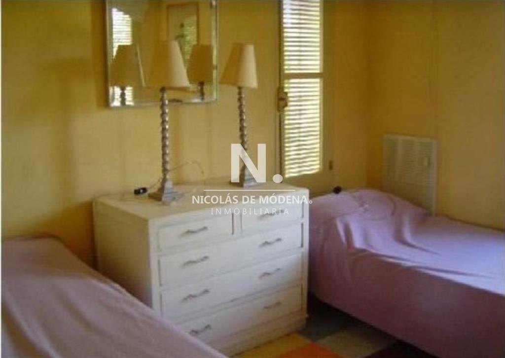 Casa de 4 dormitorios en venta.