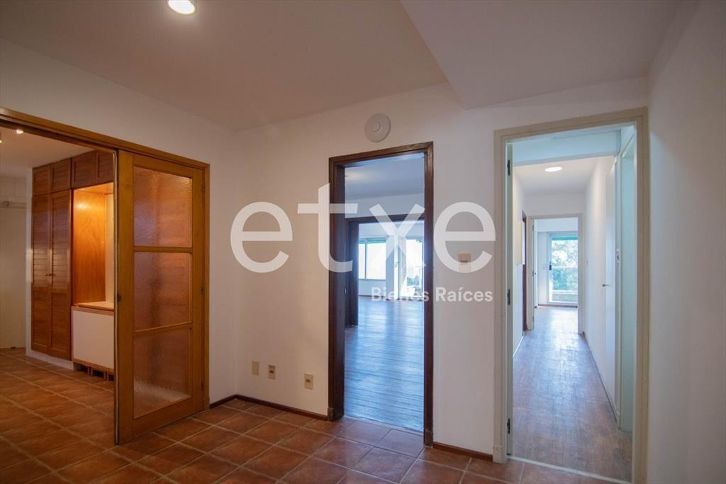 Alquiler Apartamento frente al Golf Punta Carretas...
