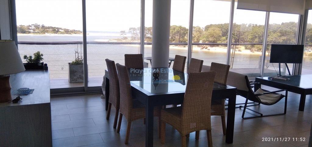 Apartamento en La Barra 3 dormitorios con balcón