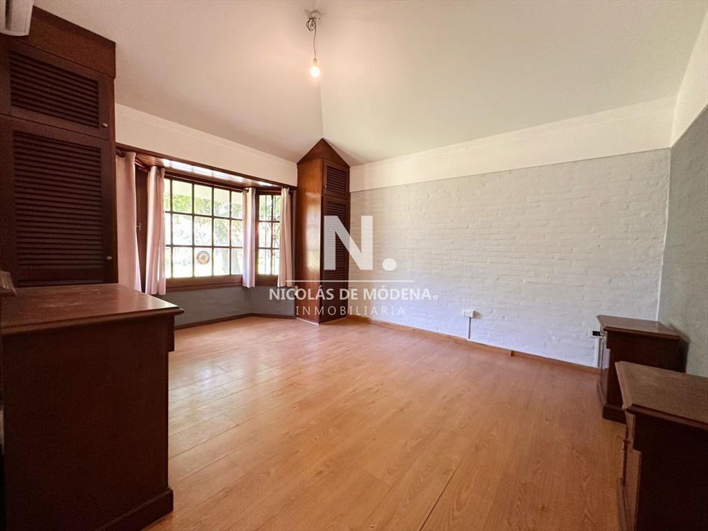 Vende casa en Jardines de Cordoba Punta del Este