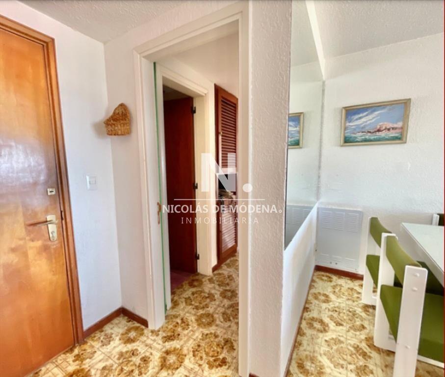 Vende Apartamento de 2 dormitorios en Punta del
