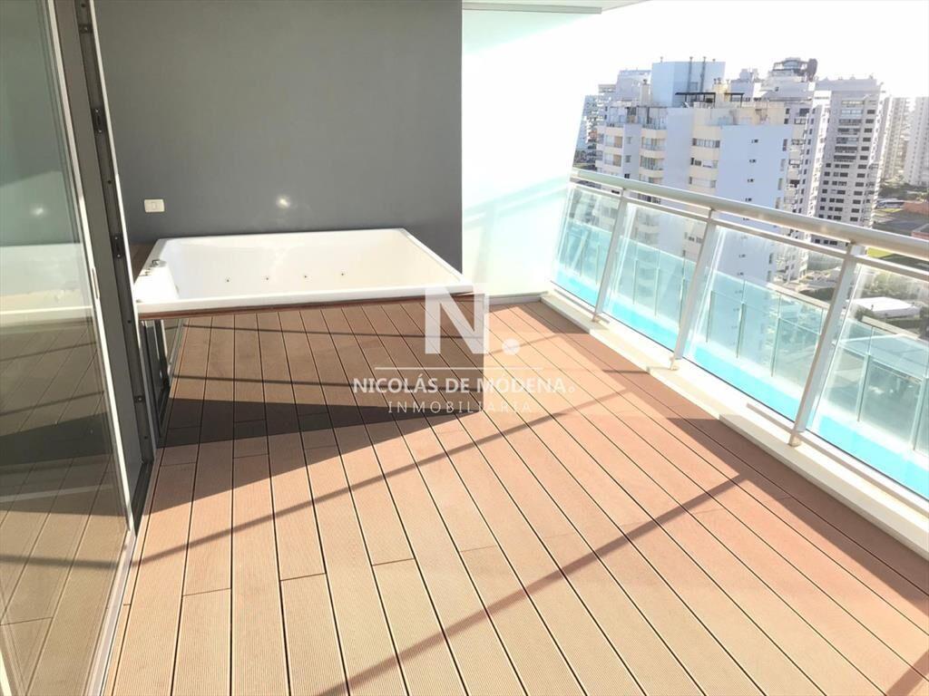 Espectacular departamento, de 3 dormitorios en Punta del Es
