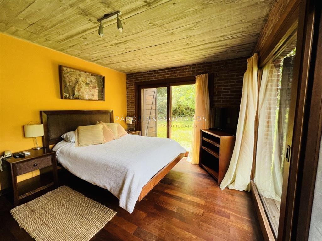 Casa en venta de 4 dormitorios en Country, Punta