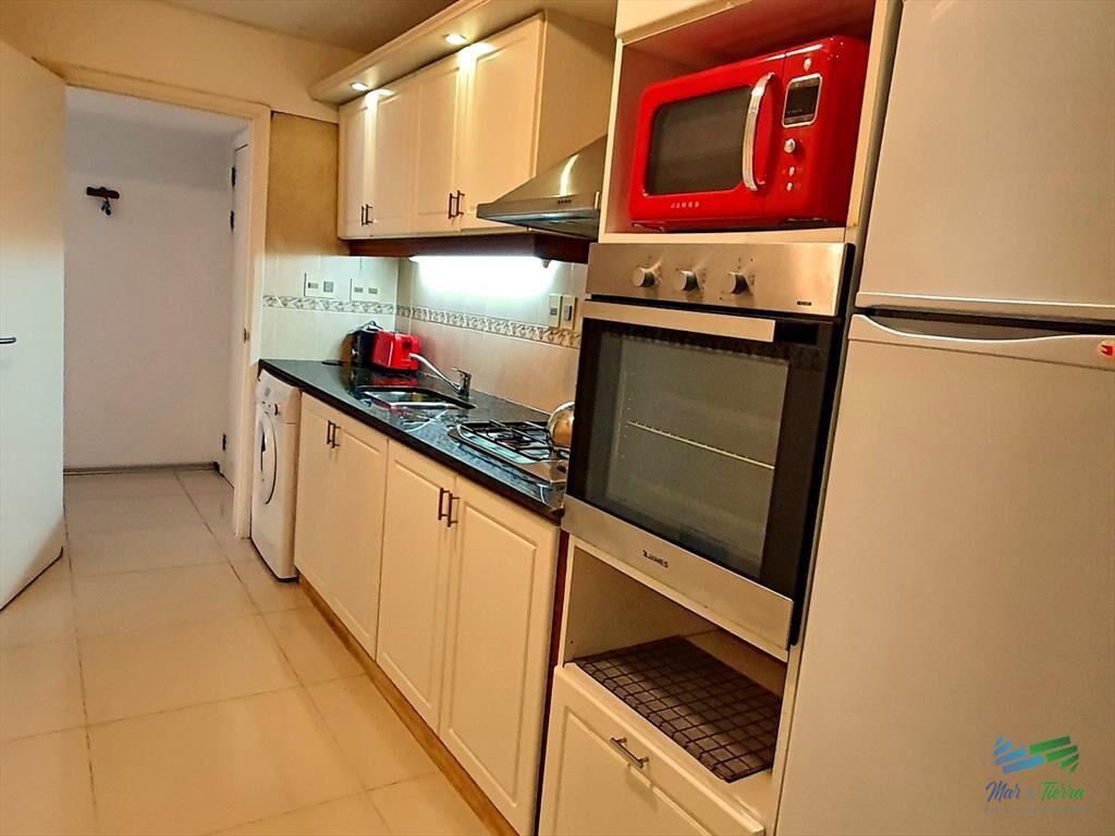 Apartamento en Brava, 2 dormitorios *