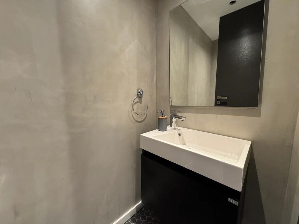 Venta de oficina, terraza con parrillero y garaje, Pocitos N