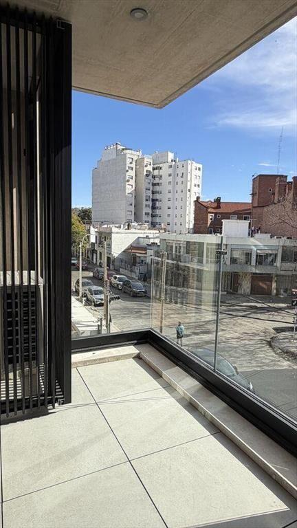 Si Alquila apartamento 1 dormitorio a estrenar balcón Pocit