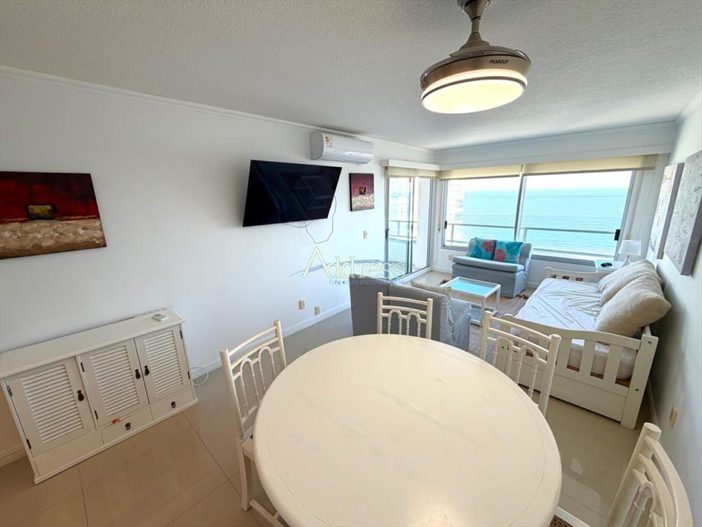 apartamento en venta frente al mar, parada 19