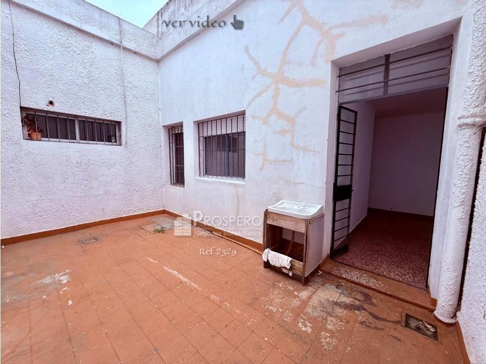 2329/P/2 venta casa tipo apto 2 dorm pocitos garaje patio