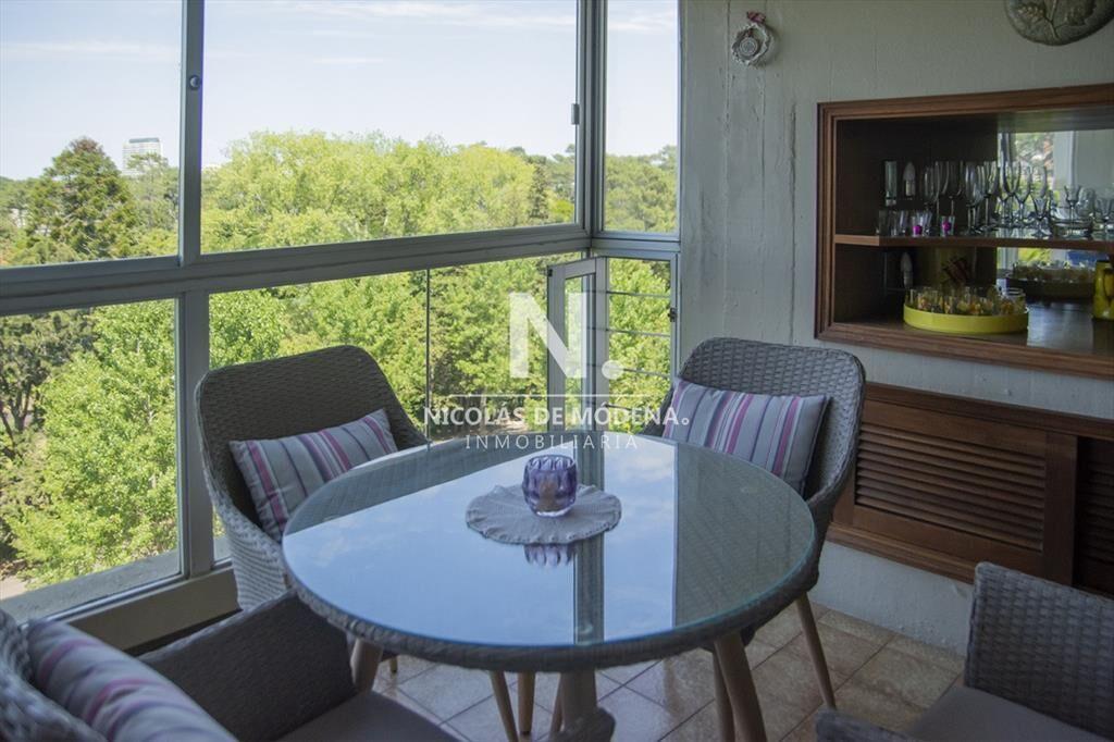 Se vende apto de 2 dormitorios en Roosevelt, del