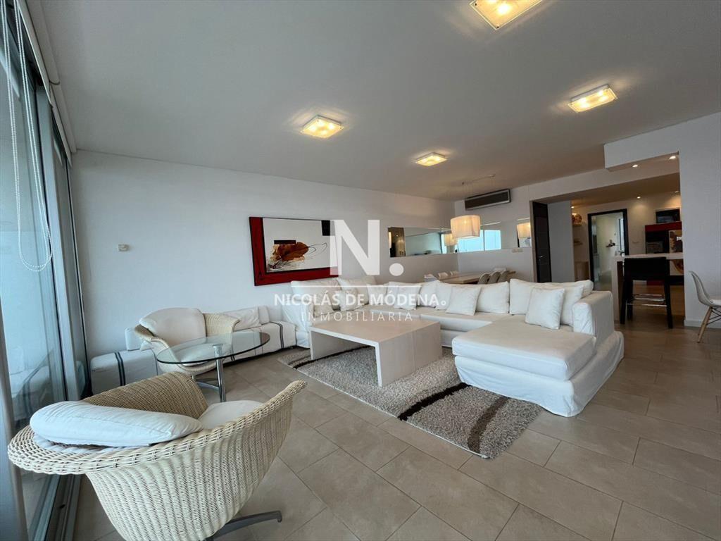 Apartamento en La Barra - Delamar Sobre el Mar de 3 dormito