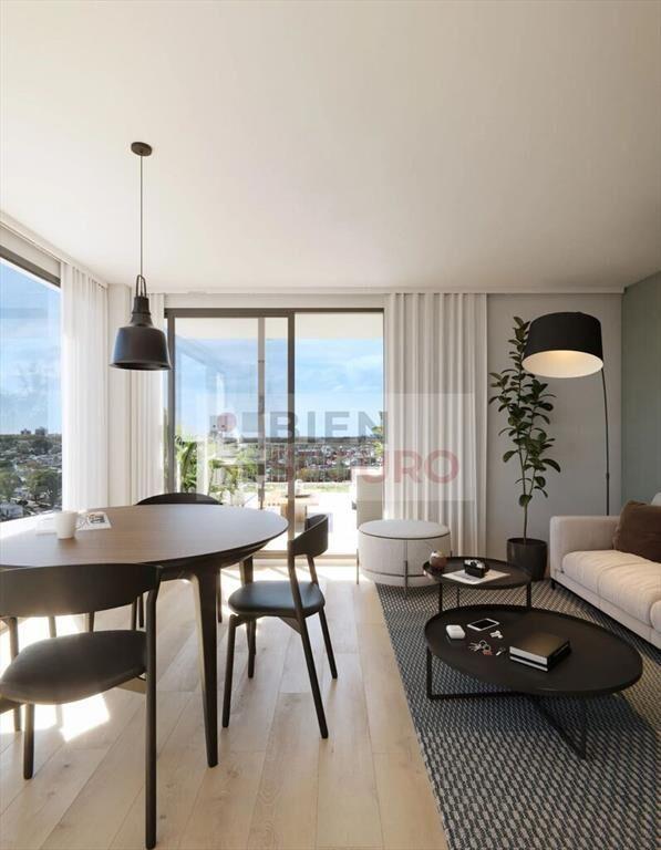 Apartamento de 2 dormitorios en venta en La Blanqueada. Con