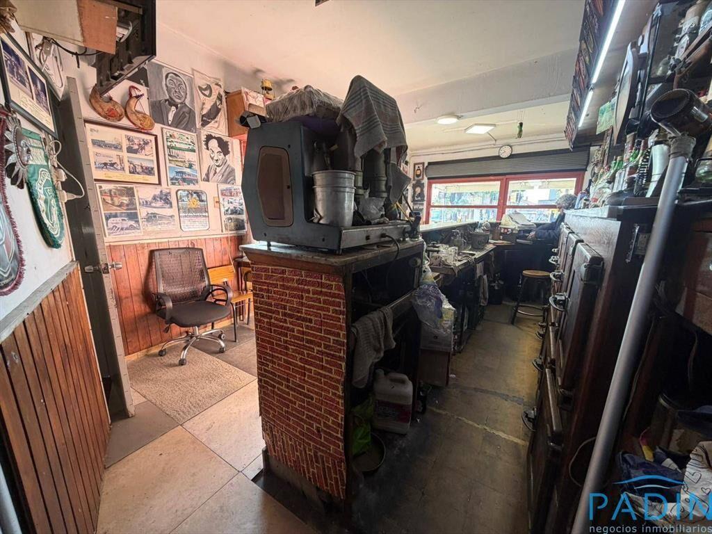 Venta Local Comercial con Vivienda en Barrio Cerrito