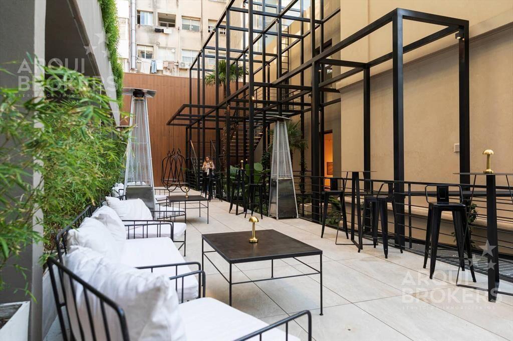 Apartamento de dos dormitorios en venta en Pocitos - 801