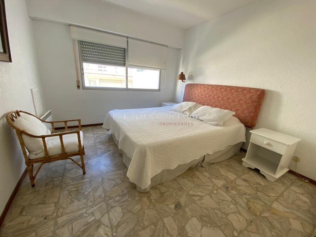 Apartamento en venta de 2 dormitorios en Punta