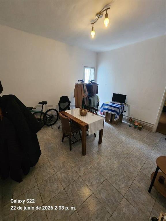 VENTA Apartamento 2 Dormitorios LA COMERCIAL,PRIMER PISO ...