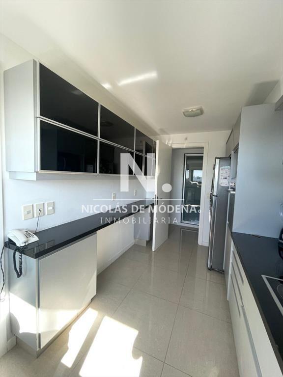 Amplio departamento en venta en punta del este