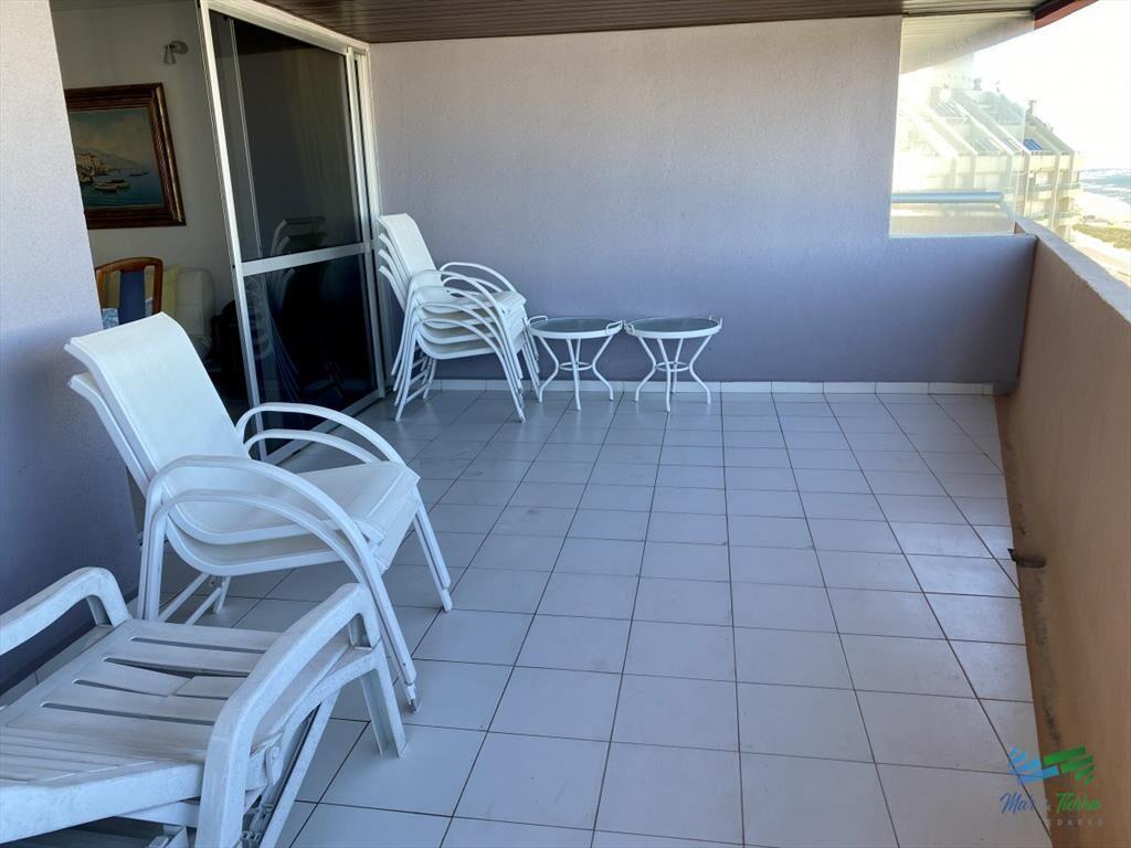 En venta , piso alto , con espectacular vista al