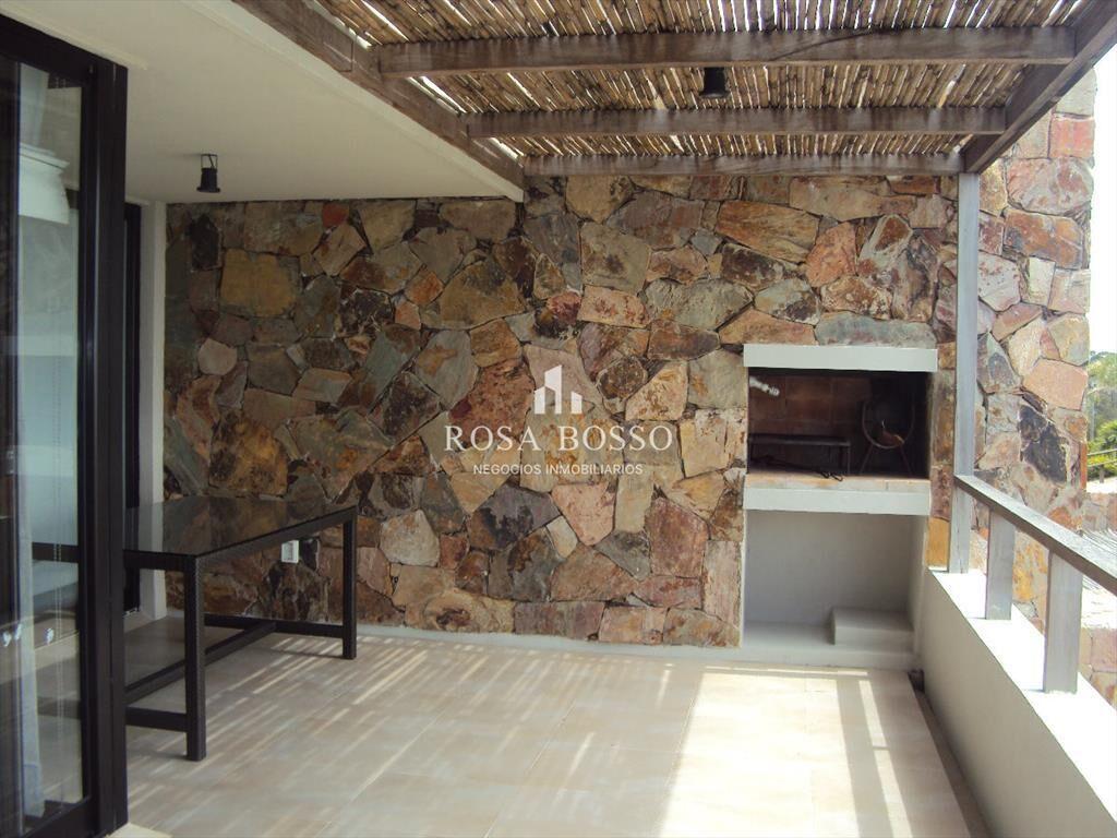 Apartamento en venta de dos dormitorios en Punta del Este